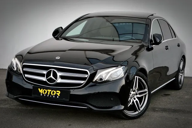 MERCEDES-BENZ E CLASS