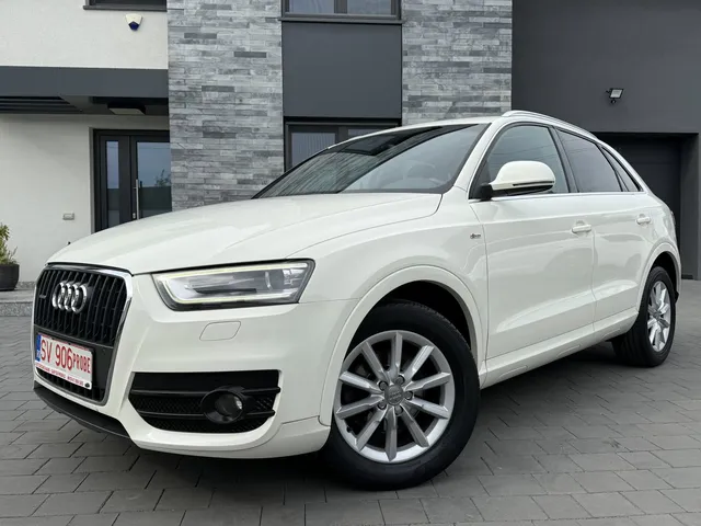 AUDI Q3
