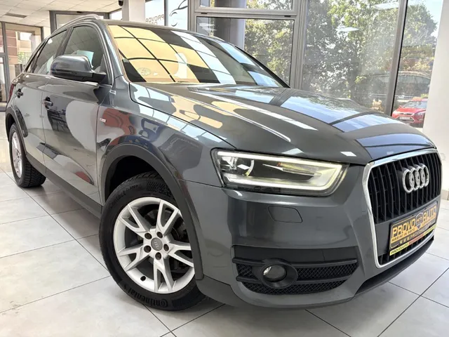 AUDI Q3