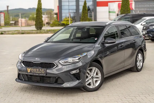 KIA CEE D