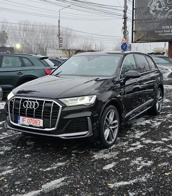 AUDI Q7