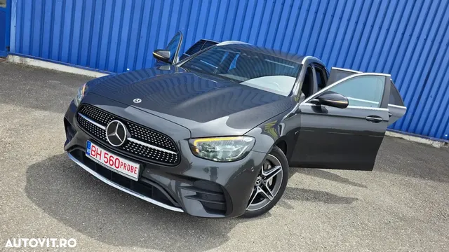 MERCEDES-BENZ E CLASS