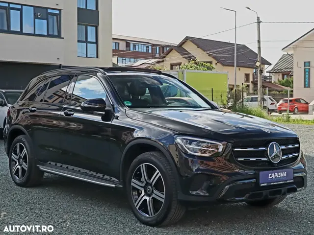 MERCEDES-BENZ GLC