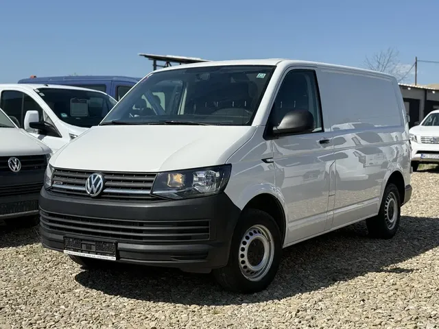 VOLKSWAGEN TRANSPORTER