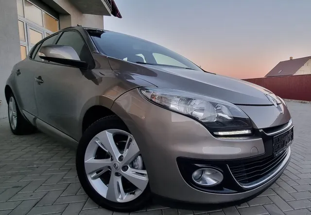RENAULT MEGANE