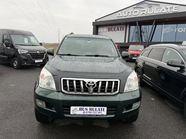 TOYOTA LAND CRUISER