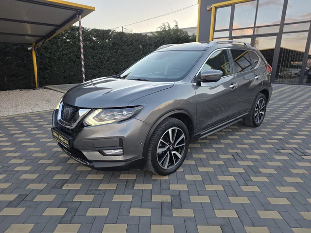 NISSAN X-TRAIL