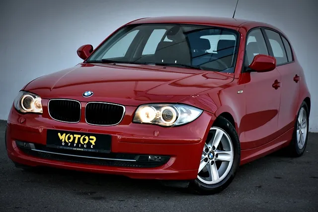 BMW 1 SERIES