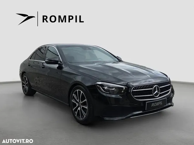 MERCEDES-BENZ E CLASS