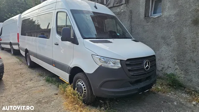 MERCEDES-BENZ SPRINTER