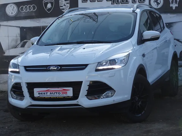 FORD KUGA
