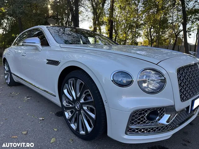 BENTLEY FLYING SPUR