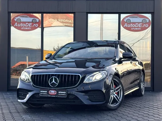 MERCEDES-BENZ E CLASS