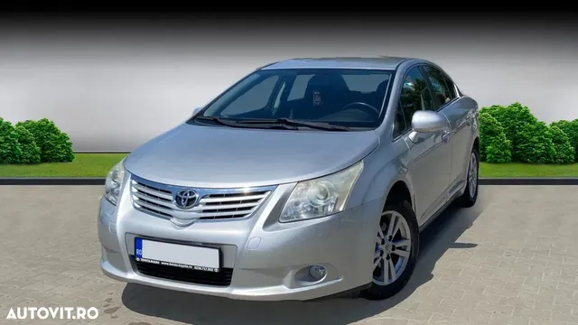 TOYOTA AVENSIS