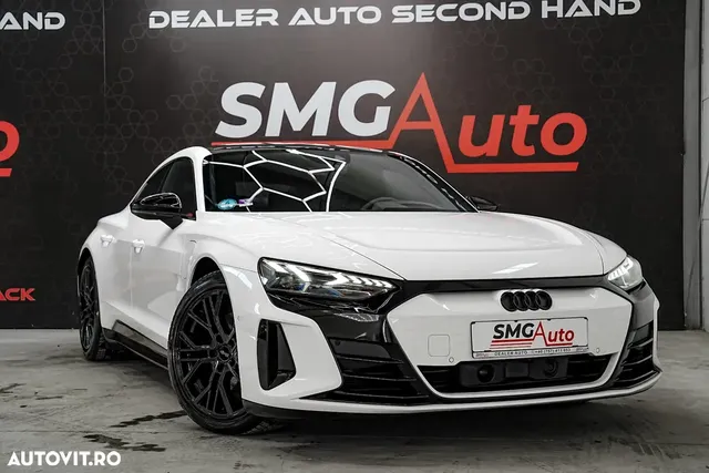 AUDI E-TRON GT
