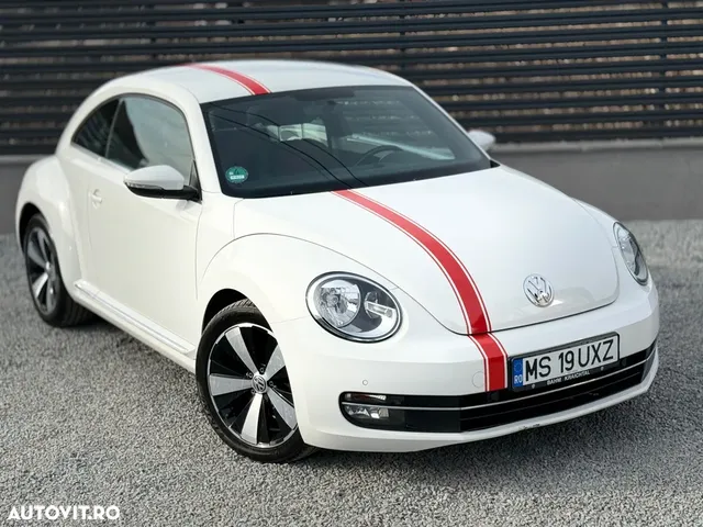 VOLKSWAGEN BEETLE