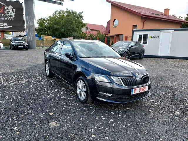 SKODA OCTAVIA