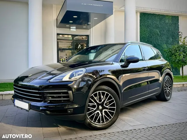 PORSCHE CAYENNE