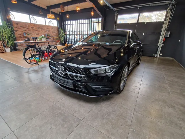 MERCEDES-BENZ CLA
