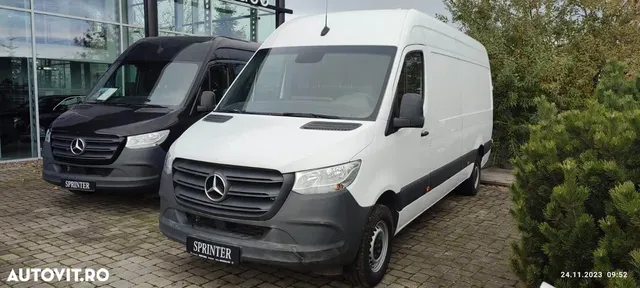 MERCEDES-BENZ SPRINTER