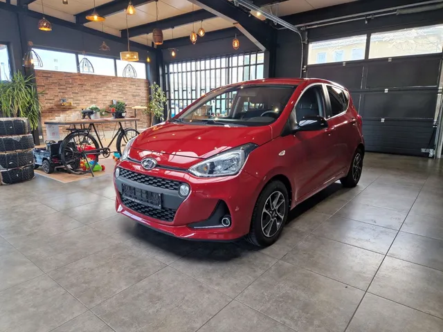 HYUNDAI I10