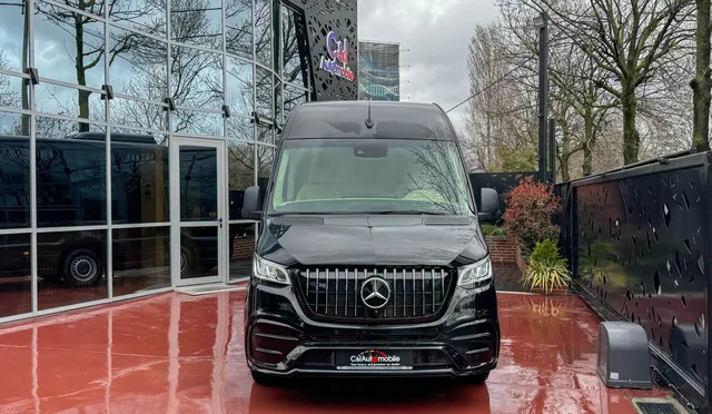 MERCEDES-BENZ SPRINTER