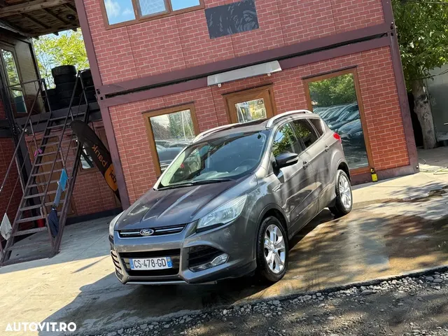 FORD KUGA