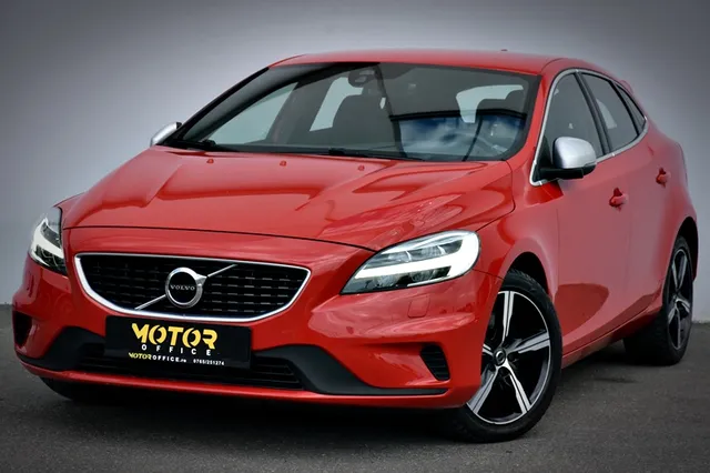 VOLVO V40