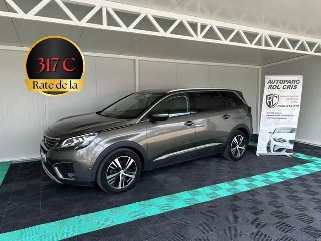 PEUGEOT 5008
