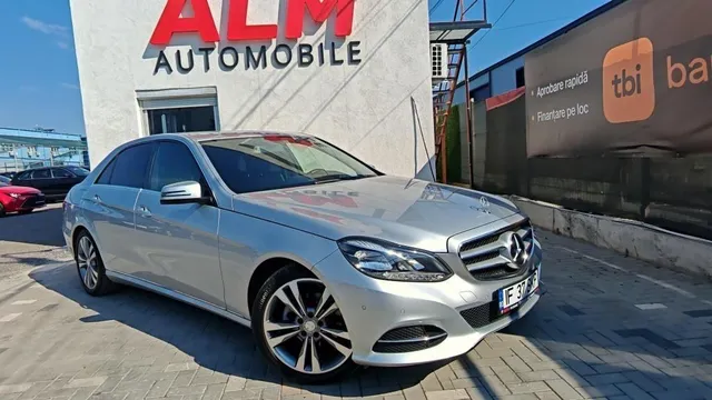 MERCEDES-BENZ E CLASS