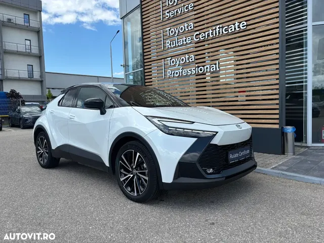 TOYOTA C-HR