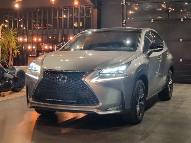 LEXUS NX