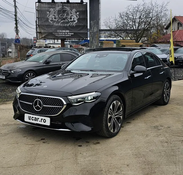 MERCEDES-BENZ E CLASS
