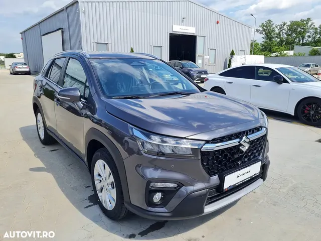 SUZUKI S-CROSS
