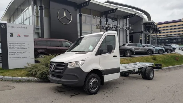 MERCEDES-BENZ SPRINTER