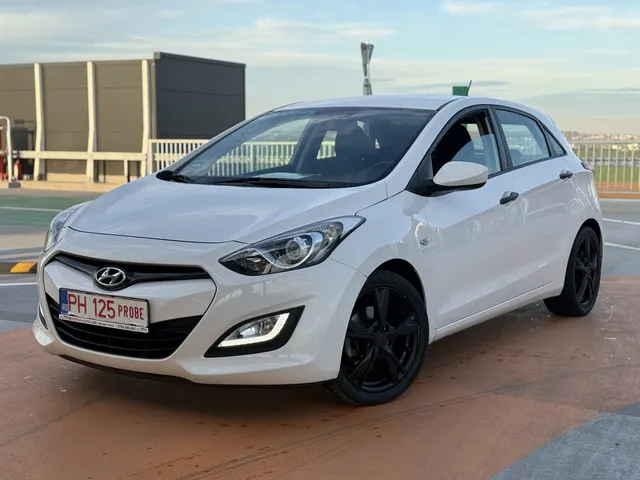 HYUNDAI I30