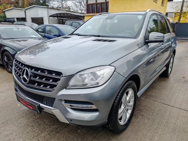 MERCEDES-BENZ ML