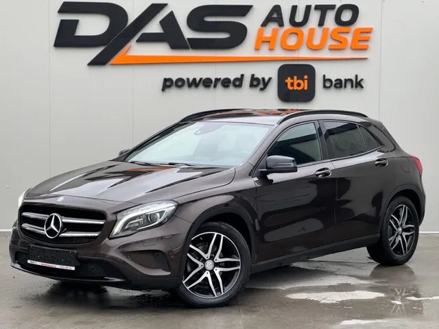 MERCEDES-BENZ GLA