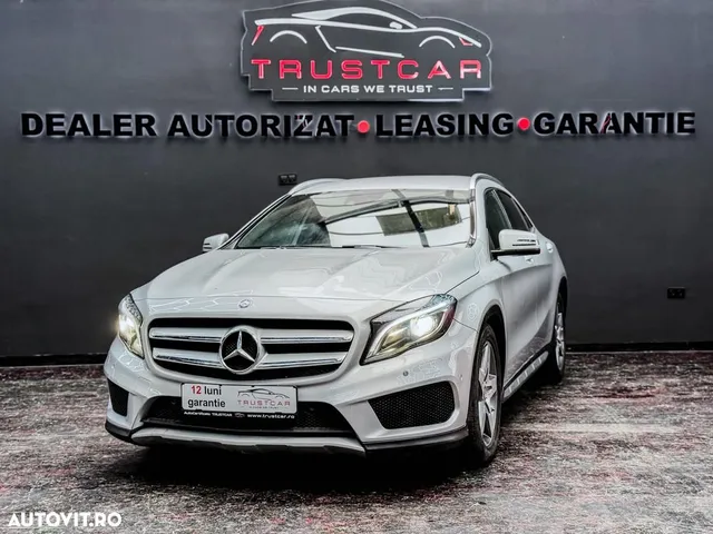 MERCEDES-BENZ GLA