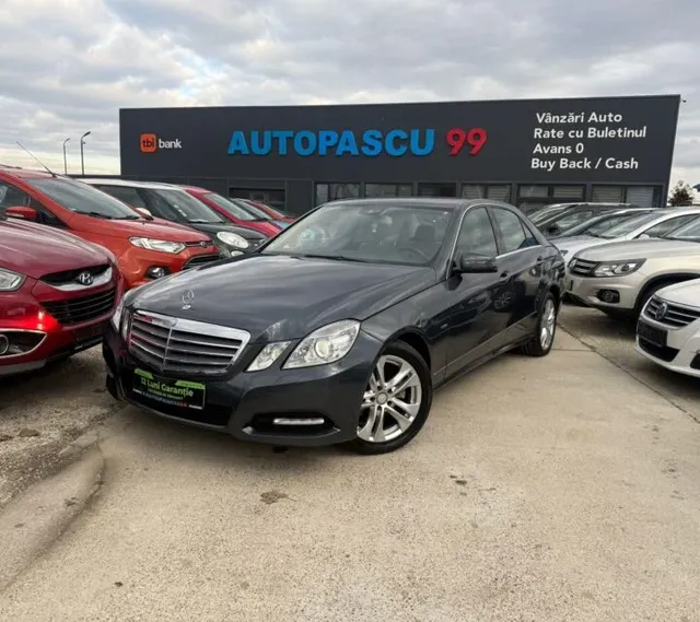 MERCEDES-BENZ E CLASS