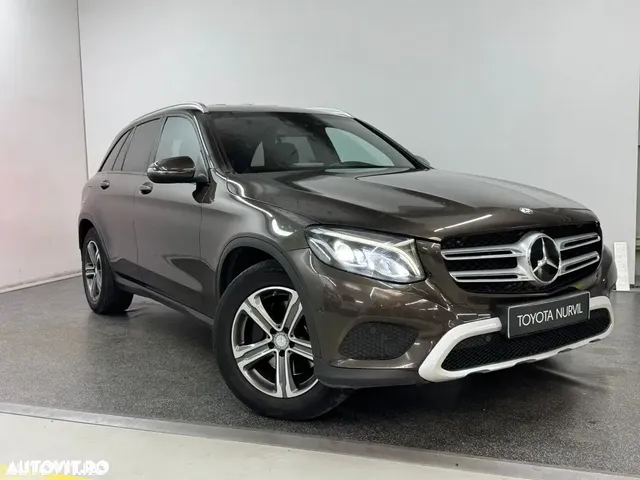 MERCEDES-BENZ GLC