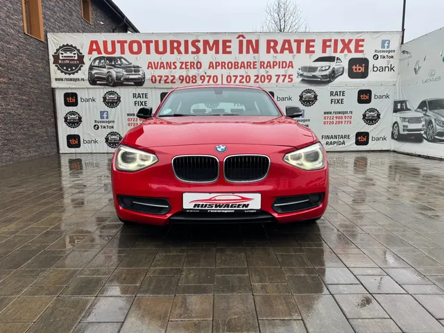 BMW 1 SERIES