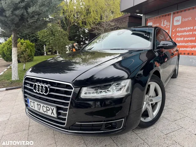 AUDI A8