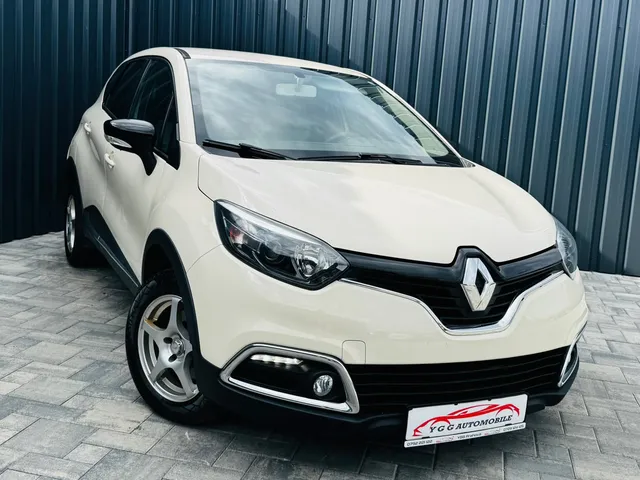 RENAULT CAPTUR