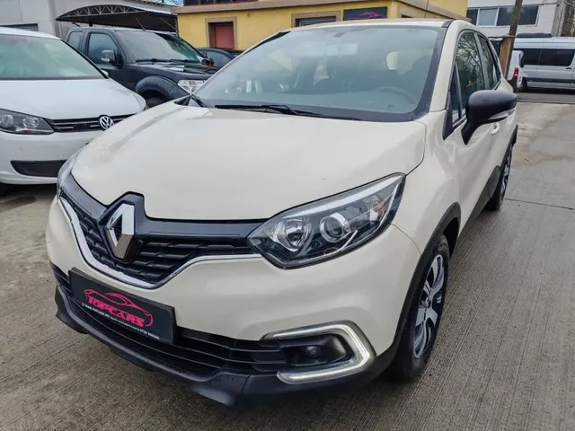 RENAULT CAPTUR