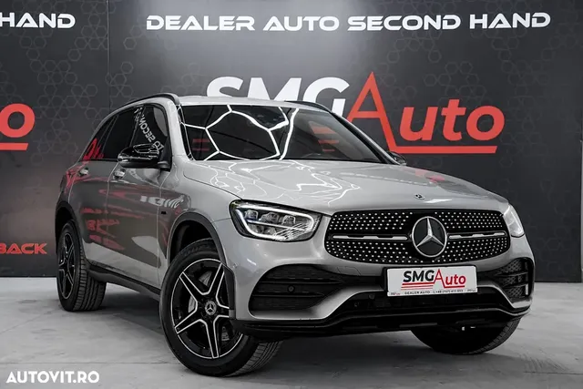 MERCEDES-BENZ GLC