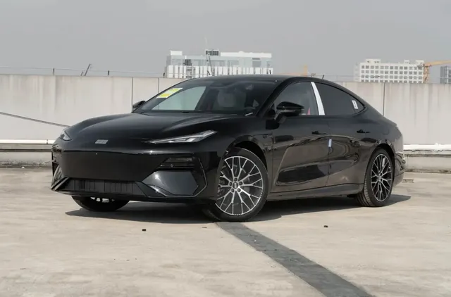 GEELY GALAXY