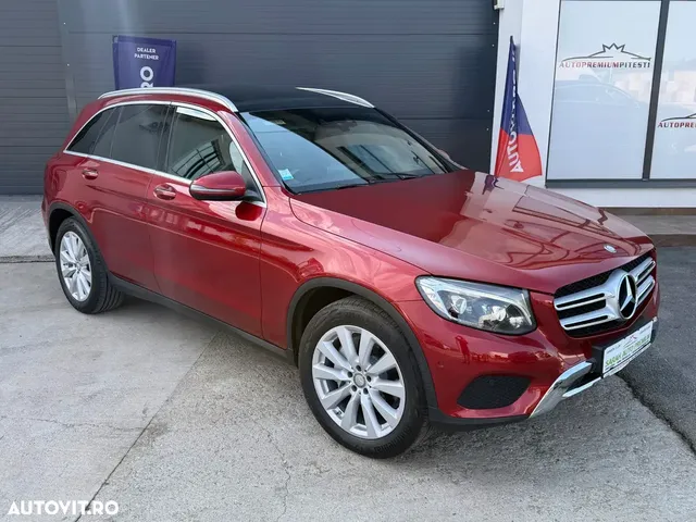 MERCEDES-BENZ GLC