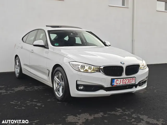 BMW 3 SERIES