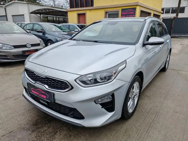 KIA CEE D
